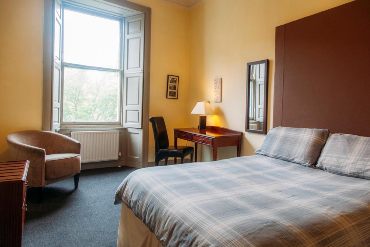 Dundee Backpackers Hostel Экстерьер фото