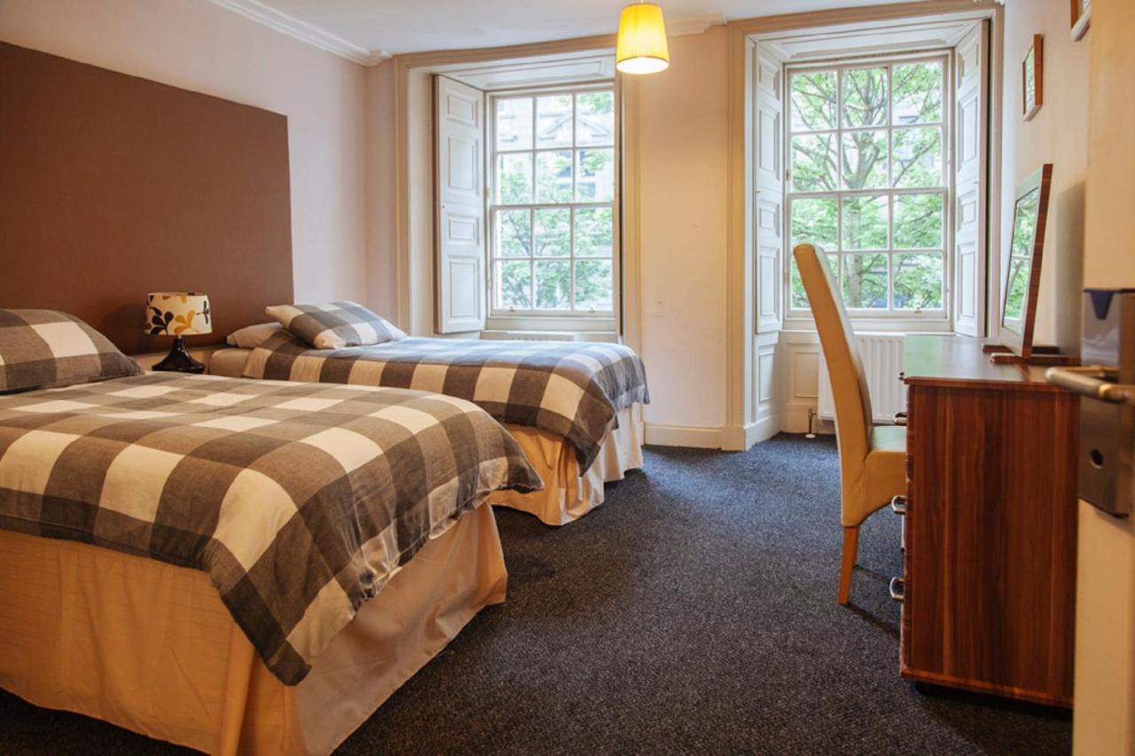 Dundee Backpackers Hostel Экстерьер фото