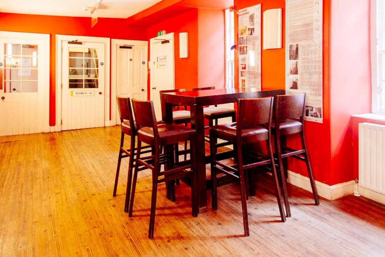 Dundee Backpackers Hostel Экстерьер фото